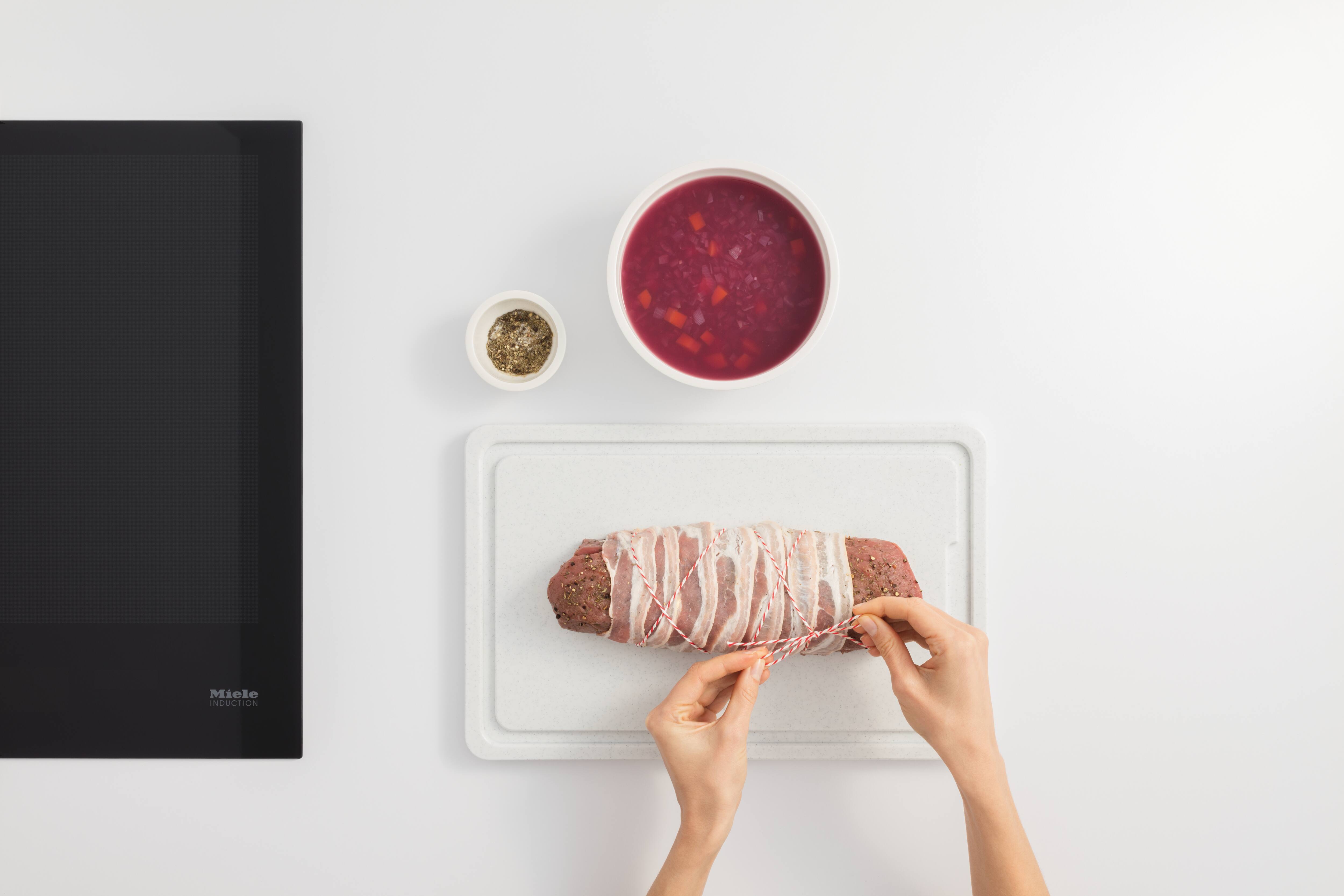 Naipo Shiatsu: Masážní polštář za 40 dolarů, který vám rozmačká krk i ego